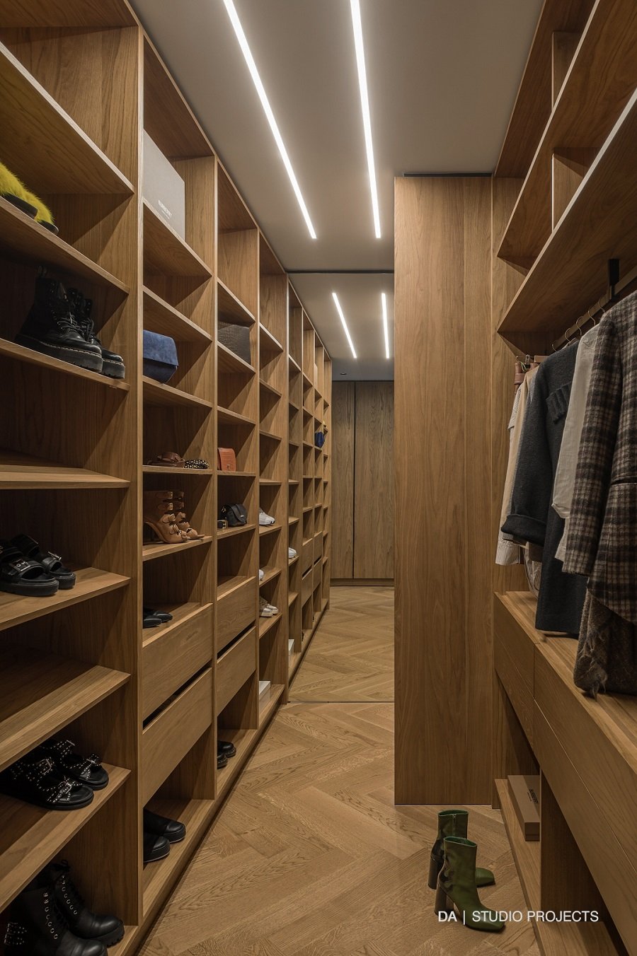 Walk-in wardrobe