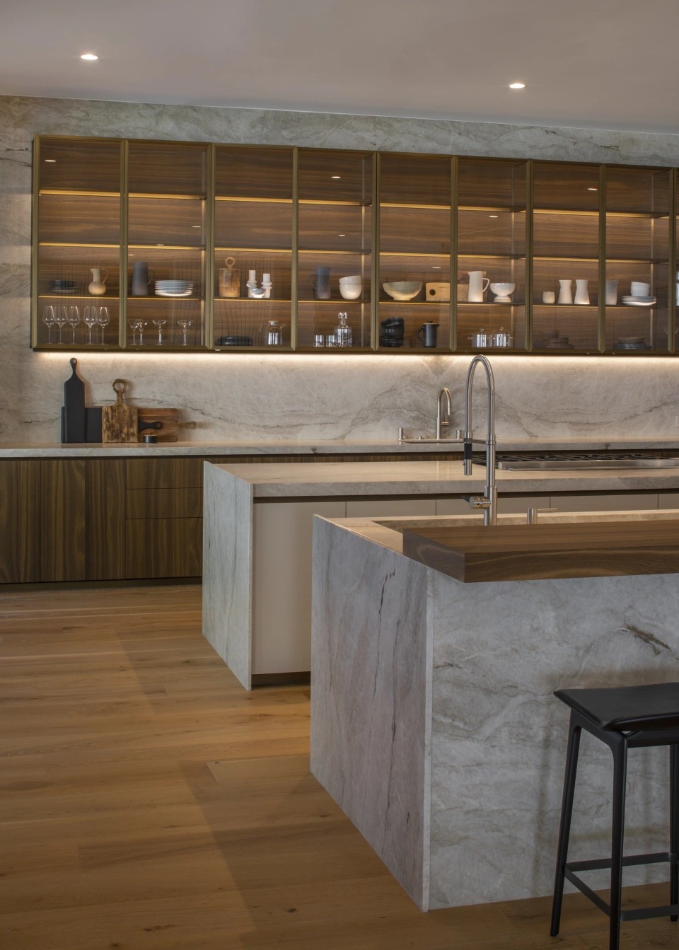 The Bright wall unit and the stone island, with its walnut top