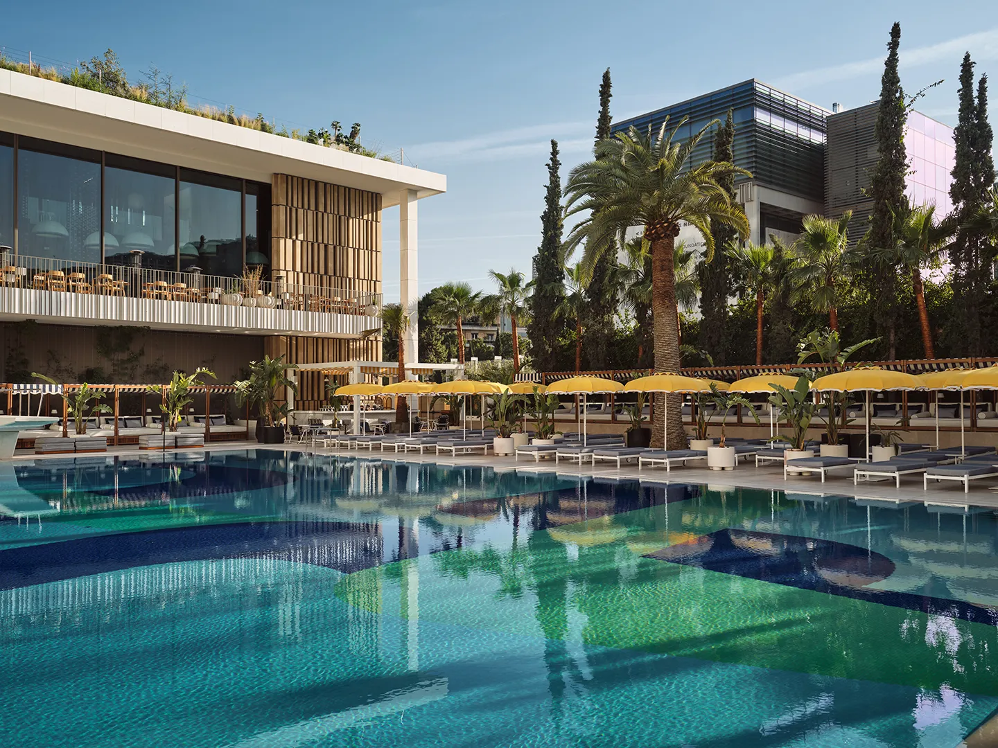 The pool, below the hotel